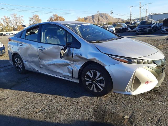 Photo 4 from auction – 2018 TOYOTA PRIUS PRIM with VIN JTDKARFP1J3078236