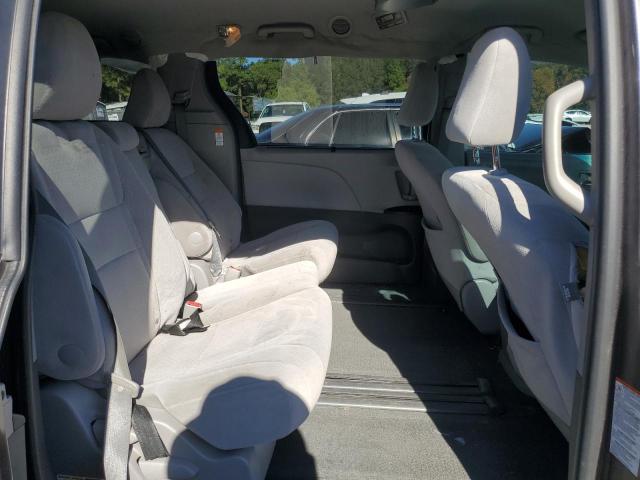 Photo 11 from auction – 2015 TOYOTA SIENNA LE with VIN 5TDKK3DC7FS631665