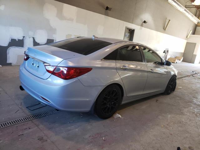 Photo 3 from auction – 2013 HYUNDAI SONATA SE with VIN 5NPEC4AC2DH631628
