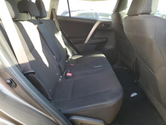 Photo 11 from auction – 2015 TOYOTA RAV4 LE with VIN JTMZFREV1FD045822