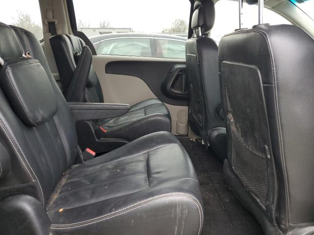 Photo 11 from auction – 2014 CHRYSLER TOWN & COU with VIN 2C4RC1BG2ER447148