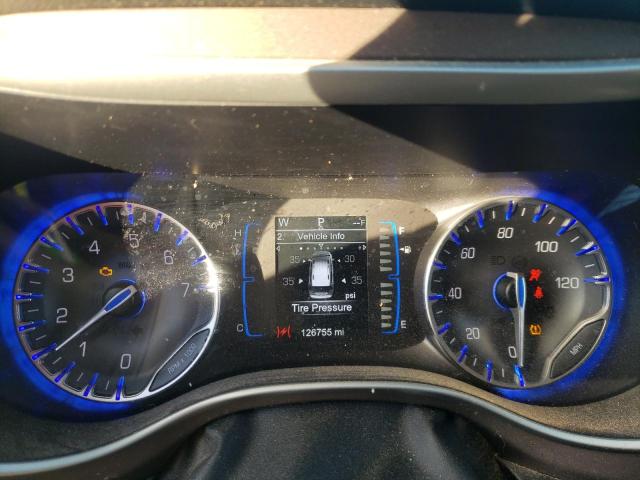 Photo 9 from auction – 2017 CHRYSLER PACIFICA T with VIN 2C4RC1DG8HR610595