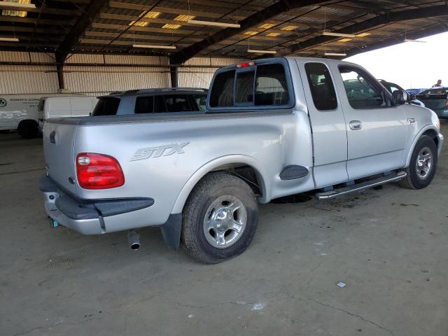 Photo 3 from auction – 2003 FORD F150 with VIN 2FTRX07L43CA88096