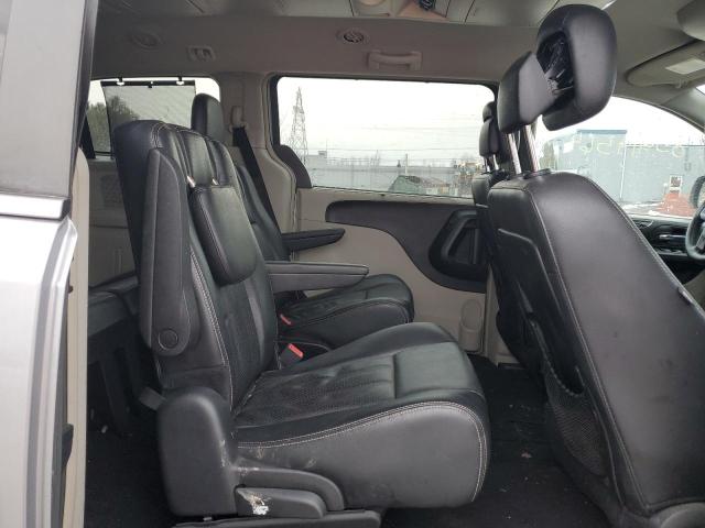 Photo 11 from auction – 2013 CHRYSLER TOWN & COU with VIN 2C4RC1CG5DR700606