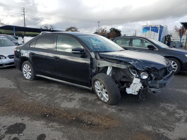 Photo 4 from auction – 2013 VOLKSWAGEN PASSAT S with VIN 1VWAP7A39DC034635