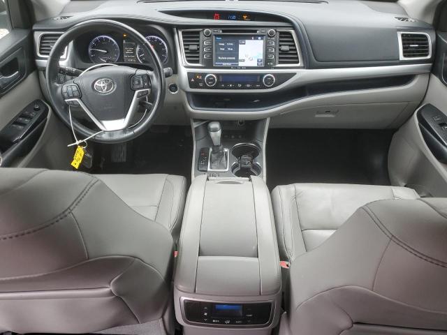 Photo 8 from auction – 2018 TOYOTA HIGHLANDER with VIN 5TDJZRFH8JS523115