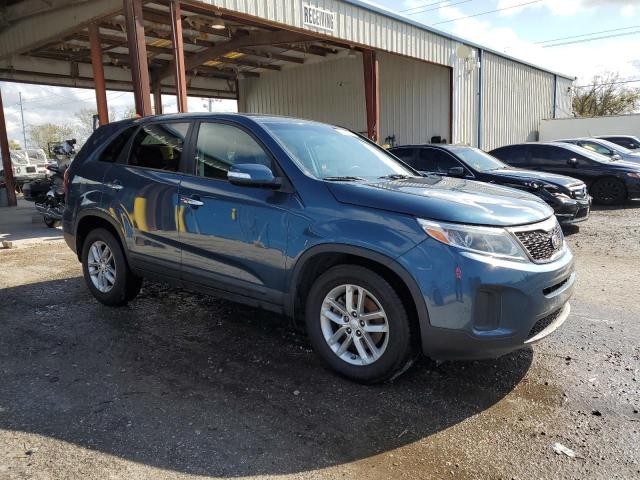 Photo 4 from auction – 2014 KIA SORENTO LX with VIN 5XYKT3A68EG461078