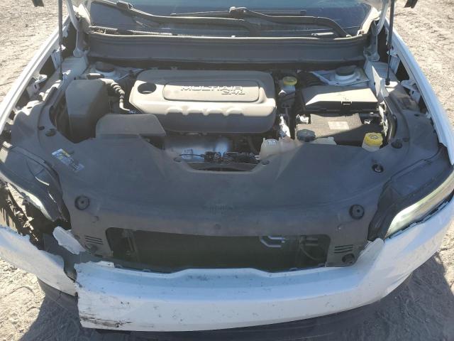 Photo 11 from auction – 2019 JEEP CHEROKEE L with VIN 1C4PJLLB3KD327143