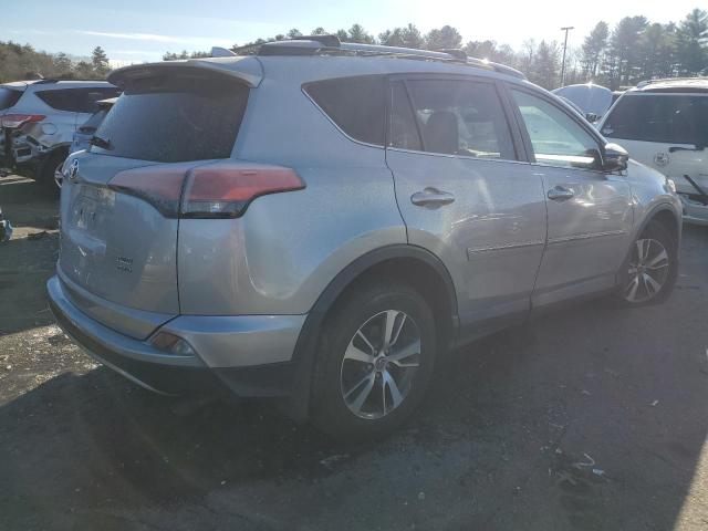 Photo 3 from auction – 2017 TOYOTA RAV4 XLE with VIN 2T3RFREV9HW572352