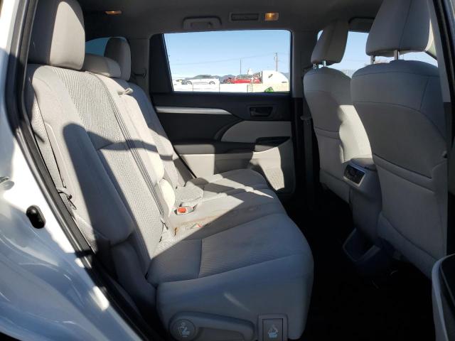 Photo 11 from auction – 2018 TOYOTA HIGHLANDER with VIN 5TDZARFH9JS035771