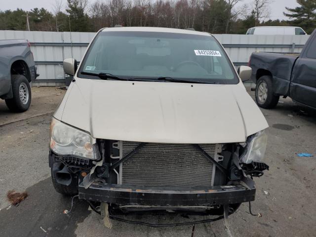 Photo 5 from auction – 2013 CHRYSLER TOWN & COU with VIN 2C4RC1BG1DR734740