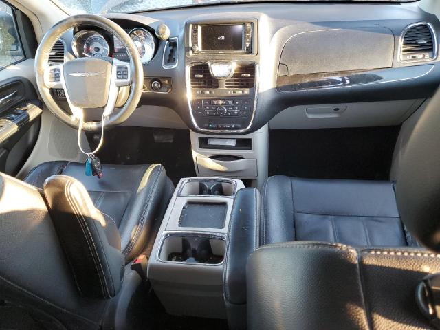 Photo 8 from auction – 2014 CHRYSLER TOWN & COU with VIN 2C4RC1BG3ER412828