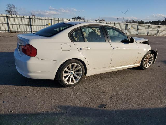 Photo 3 from auction – 2011 BMW 328 I with VIN WBAPH7C55BE683212