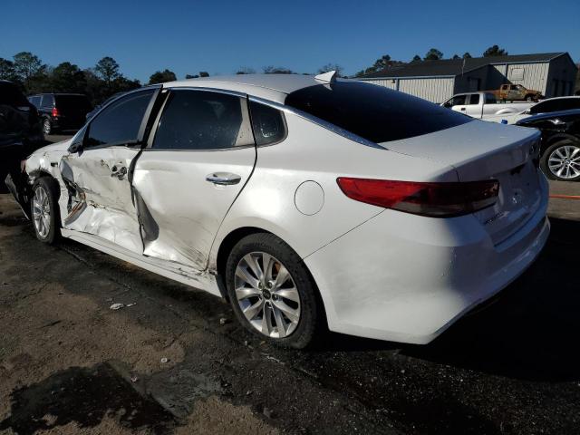 Photo 2 from auction – 2017 KIA OPTIMA LX with VIN 5XXGT4L35HG165653
