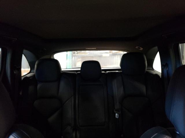 Photo 10 from auction – 2016 PORSCHE CAYENNE S with VIN WP1AB2A2XGLA94969