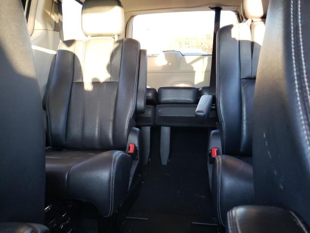 Photo 10 from auction – 2013 CHRYSLER TOWN & COU with VIN 2C4RC1BG6DR779883