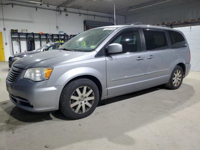 CHRYSLER TOWN & COU 2013 with VIN 2C4RC1BG5DR621342 - Photo from auction