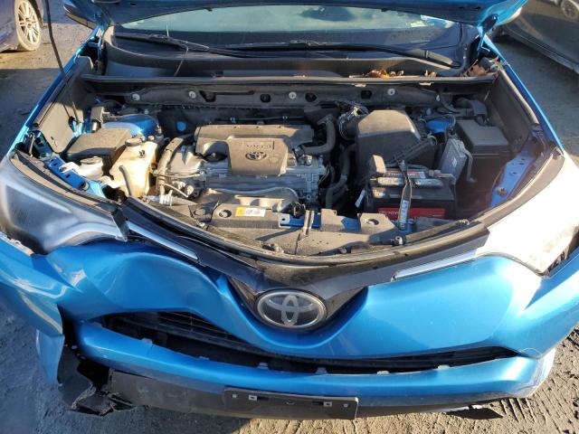 Photo 12 from auction – 2017 TOYOTA RAV4 XLE with VIN JTMRFREV3HD201653