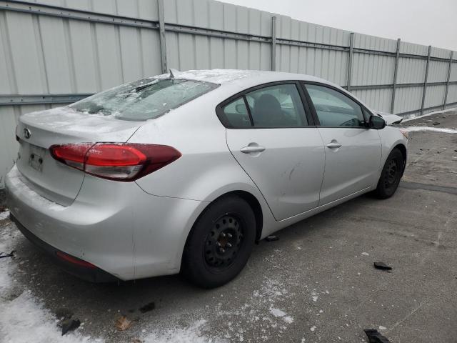 Photo 3 from auction – 2018 KIA FORTE LX with VIN 3KPFK4A7XJE236381