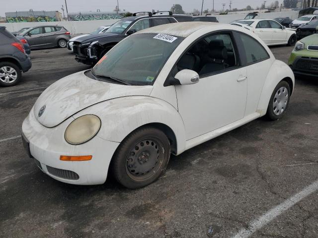 VOLKSWAGEN NEW BEETLE 2010 with VIN 3VWPG3AG7AM015470 - Photo from auction