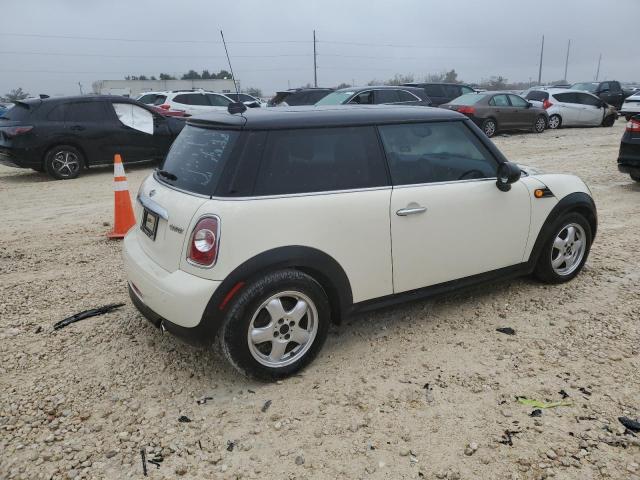 Photo 3 from auction – 2011 MINI COOPER with VIN WMWSU3C54BTX96787