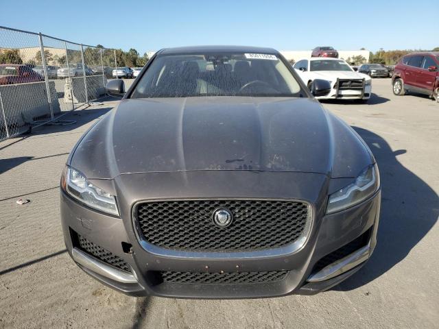 Photo 5 from auction – 2016 JAGUAR XF PRESTIG with VIN SAJBK4BV4GCY15962