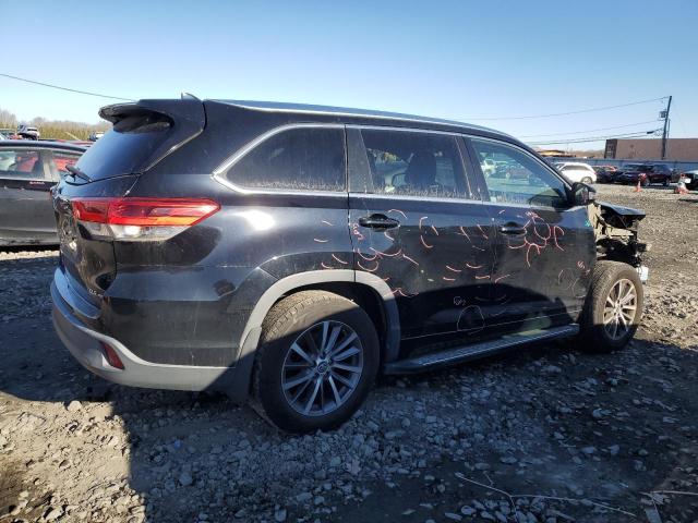 Photo 3 from auction – 2018 TOYOTA HIGHLANDER with VIN 5TDJZRFH2JS532120