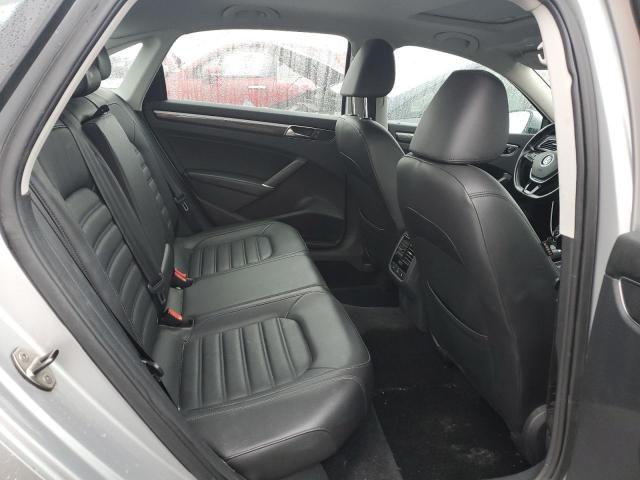 Photo 10 from auction – 2017 VOLKSWAGEN PASSAT SEL with VIN 1VWCT7A34HC080416