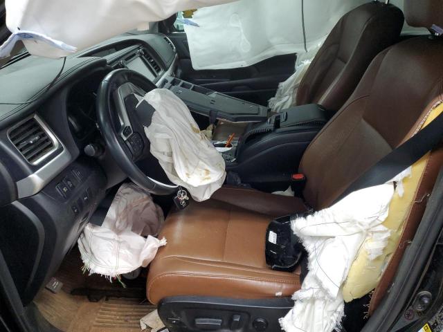 Foto 7 de la subasta – 2017 TOYOTA HIGHLANDER con VIN 5TDDZRFH8HS441988