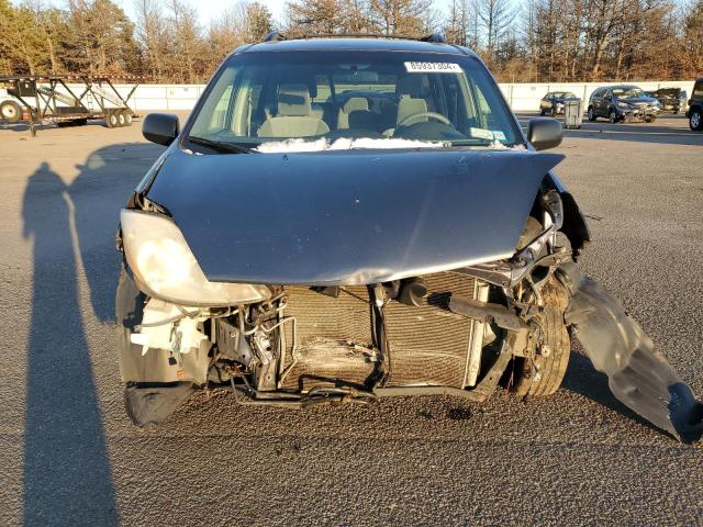 Photo 5 from auction – 2010 TOYOTA SIENNA CE with VIN 5TDKK4CCXAS308551