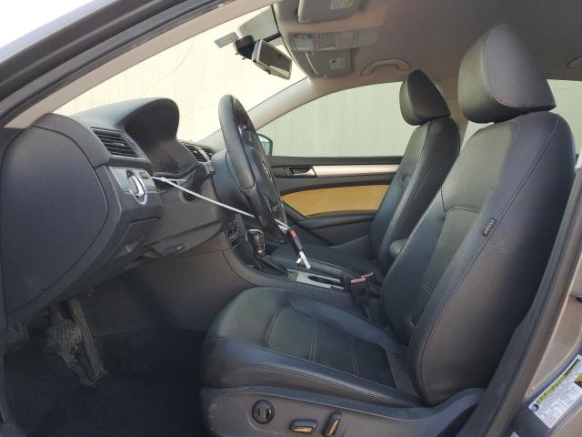 Photo 7 from auction – 2013 VOLKSWAGEN PASSAT SE with VIN 1VWBP7A30DC075210