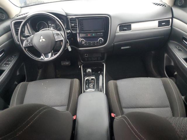 Photo 8 from auction – 2017 MITSUBISHI OUTLANDER with VIN JA4AZ2A35HZ000219