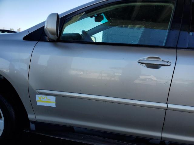 Photo 13 from auction – 2005 LEXUS RX 330 with VIN 2T2GA31U05C028520