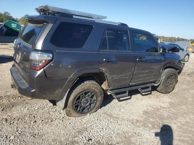 Photo 3 from auction – 2019 TOYOTA 4RUNNER SR with VIN JTEBU5JR8K5623827