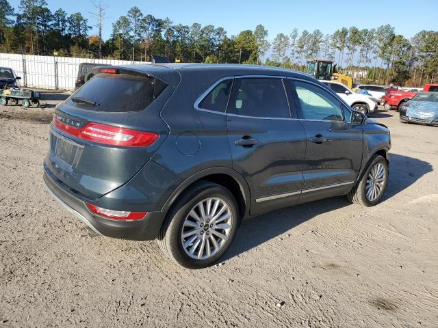 Photo 3 from auction – 2019 LINCOLN MKC with VIN 5LMCJ1C93KUL22890