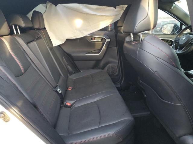 Photo 11 from auction – 2024 TOYOTA RAV4 PRIME with VIN JTMFB3FV0RD190526