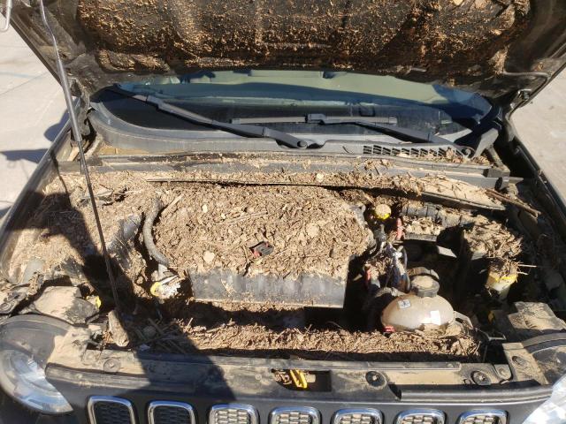 Photo 11 from auction – 2017 JEEP RENEGADE S with VIN ZACCJBAB6HPG55808