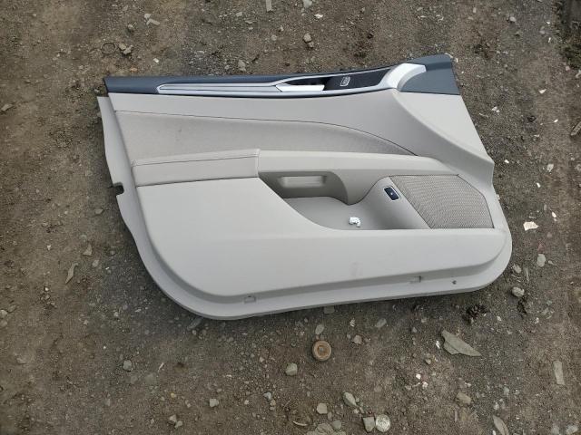 Photo 12 from auction – 2019 FORD FUSION SE with VIN 3FA6P0LU6KR126019