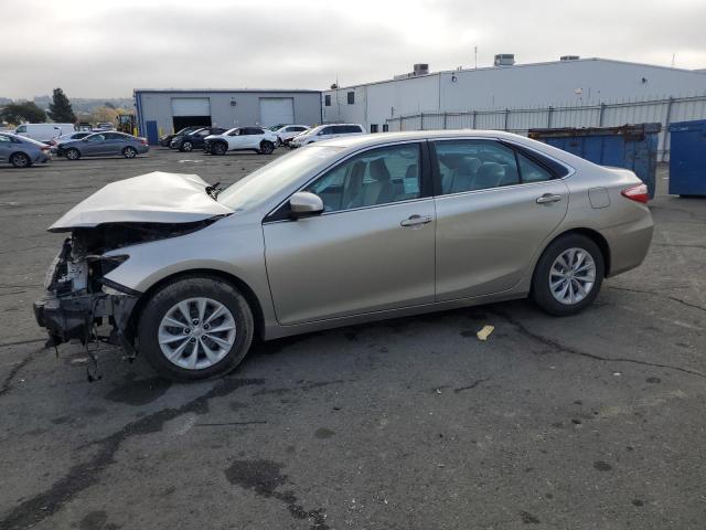 TOYOTA CAMRY LE 2015 with VIN 4T4BF1FK0FR467329 - Photo from auction