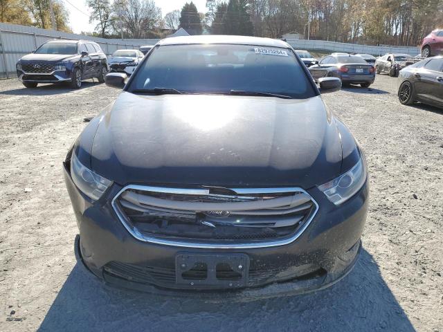 Photo 5 from auction – 2017 FORD TAURUS SEL with VIN 1FAHP2E81HG129219