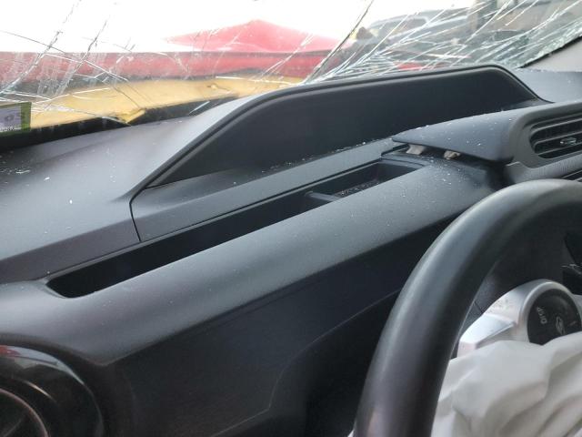 Photo 9 from auction – 2016 TOYOTA PRIUS C with VIN JTDKDTB32G1138052