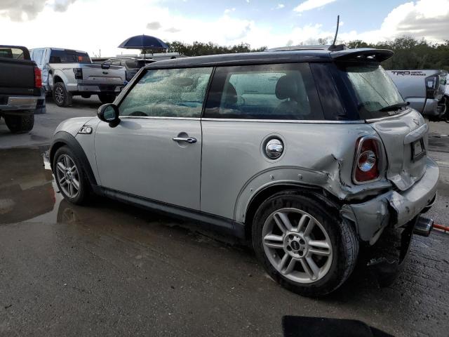 Photo 2 from auction – 2013 MINI COOPER S with VIN WMWSV3C54DT397250