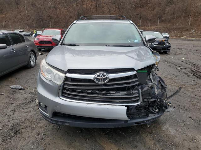 Photo 5 from auction – 2015 TOYOTA HIGHLANDER with VIN 5TDJKRFH3FS207536