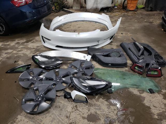Photo 12 from auction – 2021 TESLA MODEL 3 with VIN 5YJ3E1EA1MF094547
