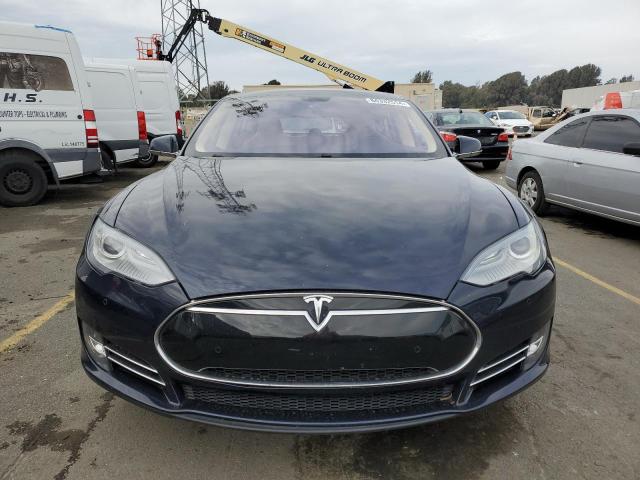 Photo 5 from auction – 2013 TESLA MODEL S with VIN 5YJSA1CP8DFP21128