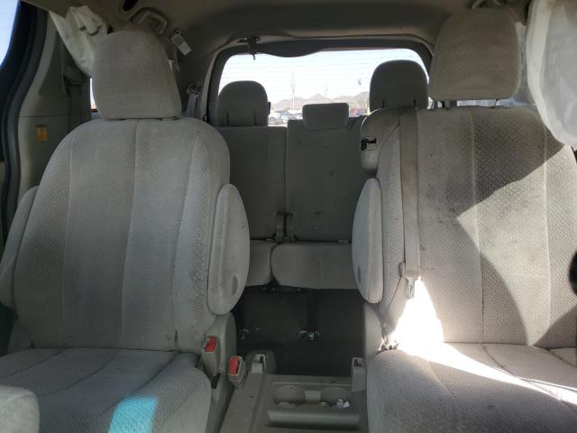 Photo 10 from auction – 2011 TOYOTA SIENNA LE with VIN 5TDKK3DCXBS123913