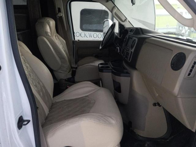 Photo 5 from auction – 2017 FORD ECONOLINE with VIN 1FDXE4FS3HDC24315