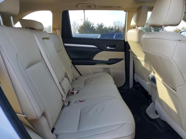Photo 11 from auction – 2019 TOYOTA HIGHLANDER with VIN 5TDJGRFH2KS055146