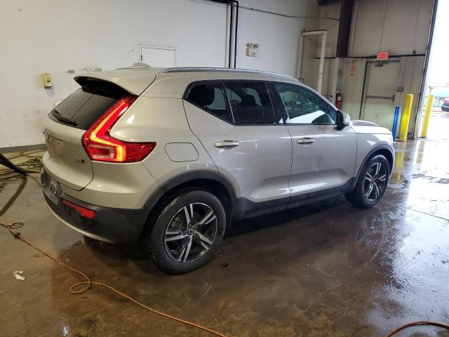 Photo 3 from auction – 2023 VOLVO XC40 CORE with VIN YV4L12UK8P2964620
