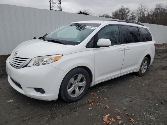 TOYOTA SIENNA LE 2015 with VIN 5TDKK3DC2FS538861 - Photo from auction